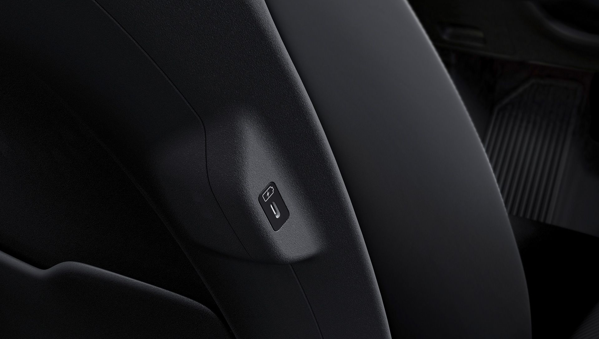 EV6, Detailaufnahme eines USB-C-Schnelladeanschlusses